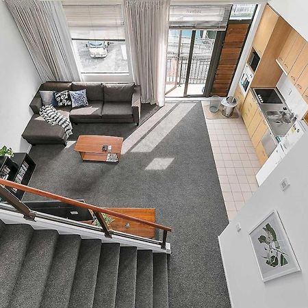 Roomy High-Ceiling Loft Apartment - Free Parking! Auckland Buitenkant foto